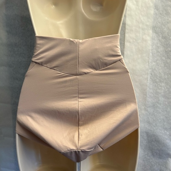 TC High-Waisted Shape-wear Firm Control in Nude Sz-M.  Y2 - Picture 2 of 12